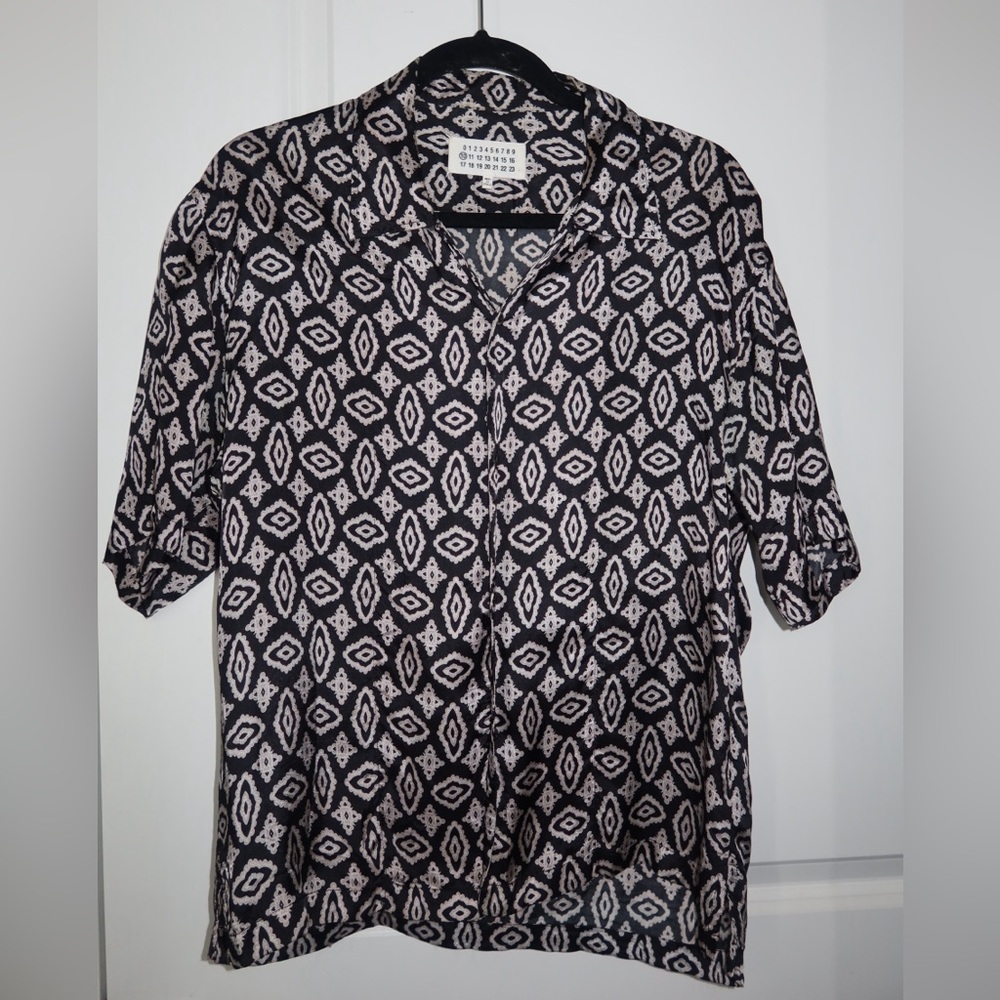 Maison Martin Margiela 2018 Black and White Men’s Geometric Pattern Blouse